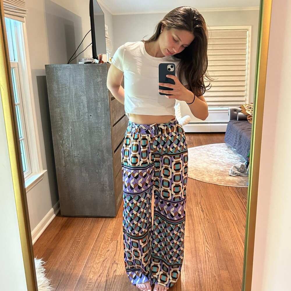 Flowing Funky Print Suncoo Paris Pants. Size small.